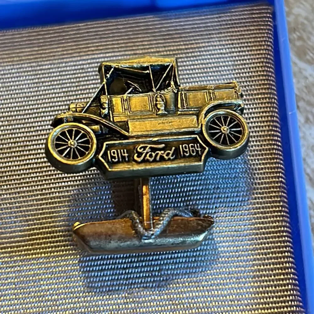 Vintage Ford truck Cufflinks 1914-1964. #416